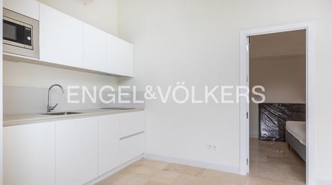 Foto 5 de Apartament en venda a Los Remedios,  Sevilla Capital