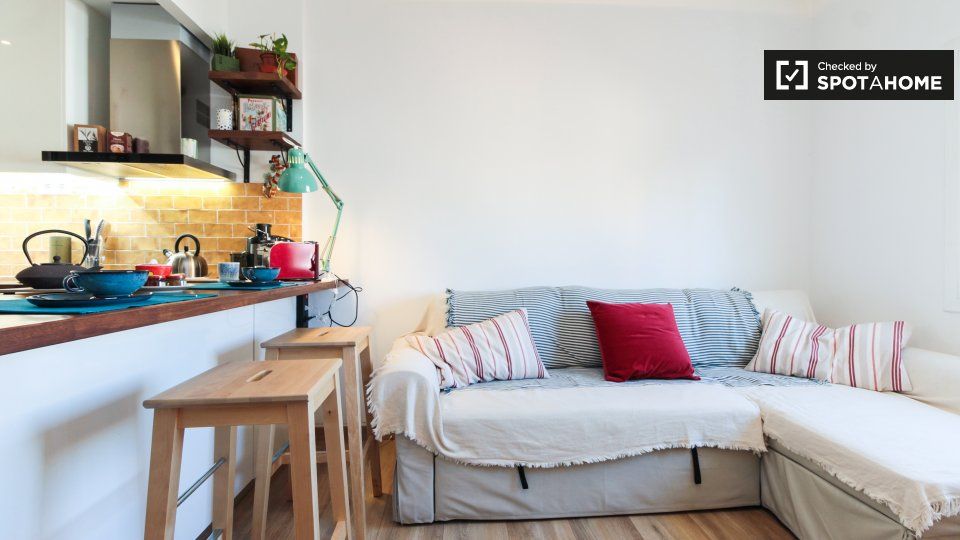 Living room of Flat to rent in L'Hospitalet de Llobregat  with Air Conditioner, Heating and Furnished