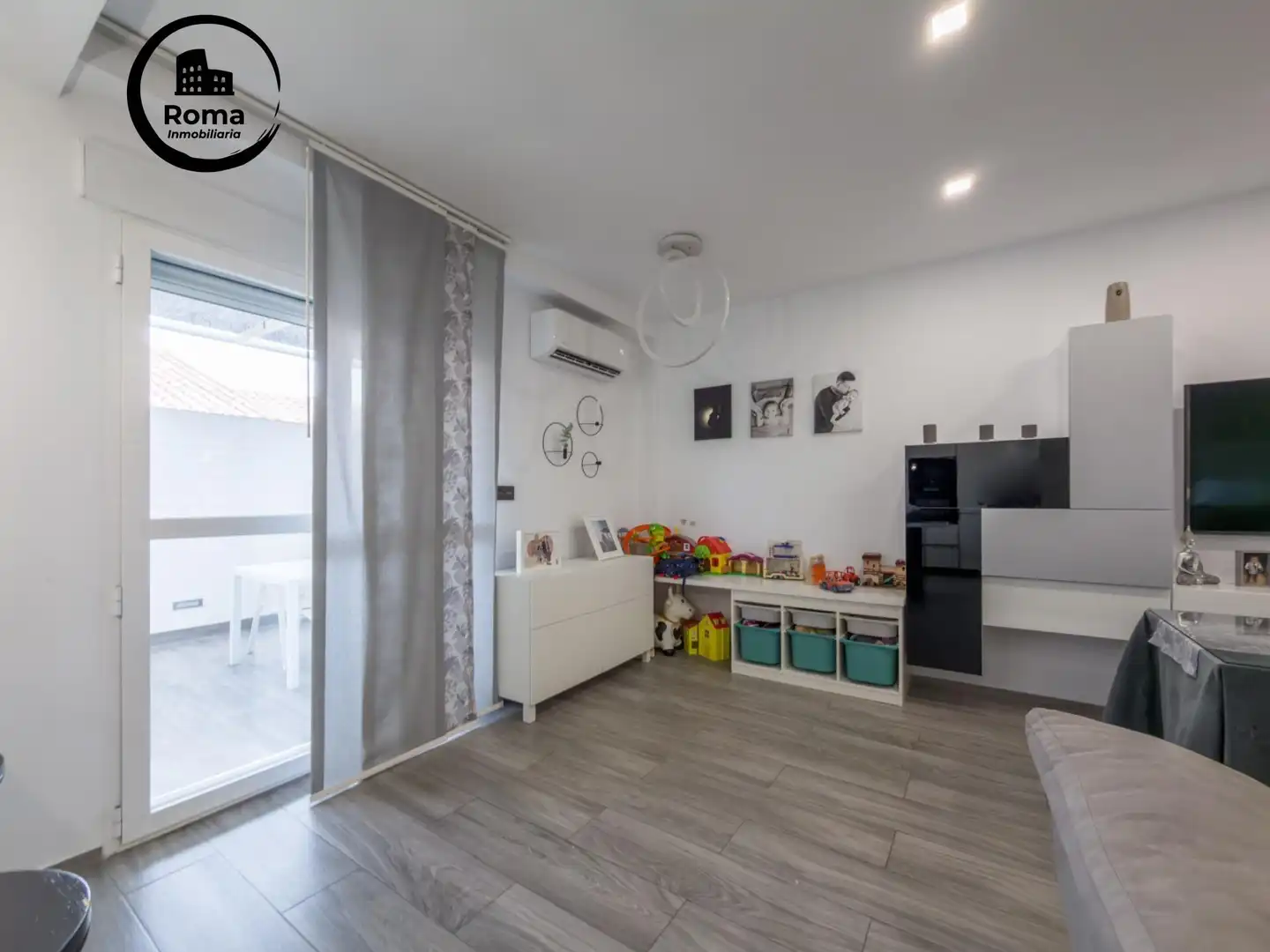 Kitchen of Detached homes for sale in Cenes de la Vega  with Air Conditioner, Heating and Terrace