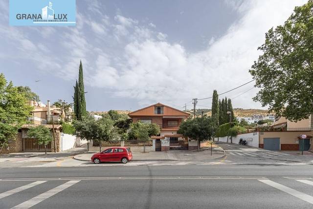 Casa-chalet en Venta en Lancha del Genil