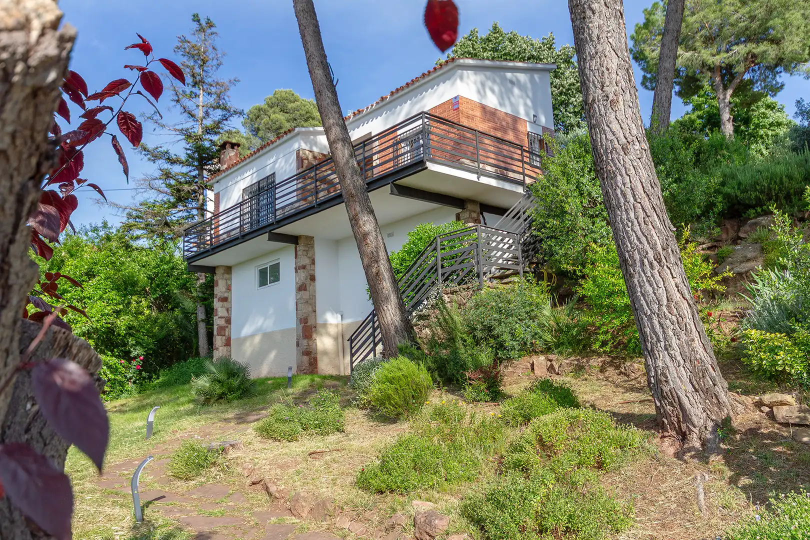 Vista exterior de Casa o chalet en venta en Castellví de Rosanes con Aire acondicionado, Calefacción y Jardín privado