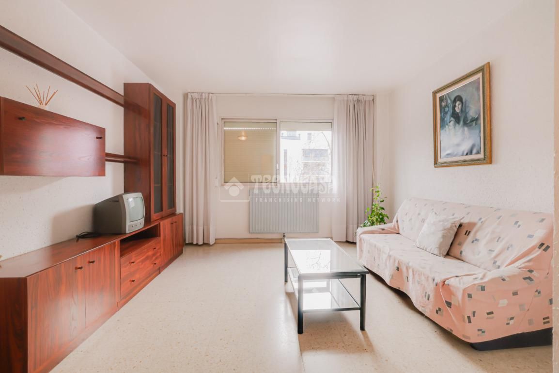 Living room of Flat for sale in Terrassa  with Heating