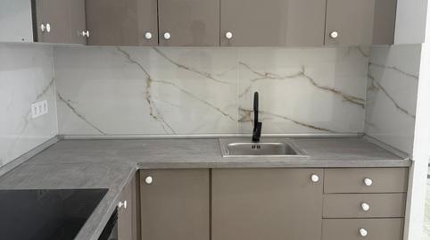 Foto 2 de Piso en venta en Carrer del Berguedà, Can Palet, Barcelona