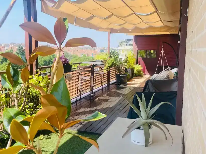 Terraza de Ático de alquiler en  Madrid Capital con Aire acondicionado y Piscina