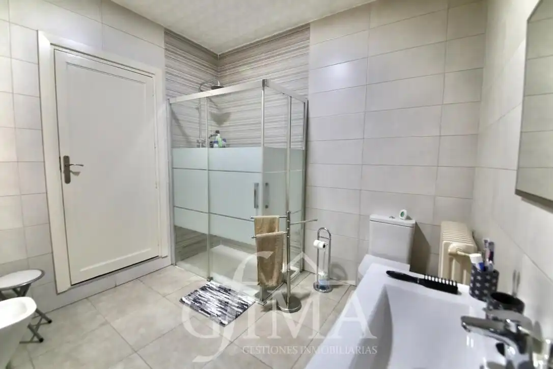 Casa con terraza en venta en Tomelloso, imagen 9