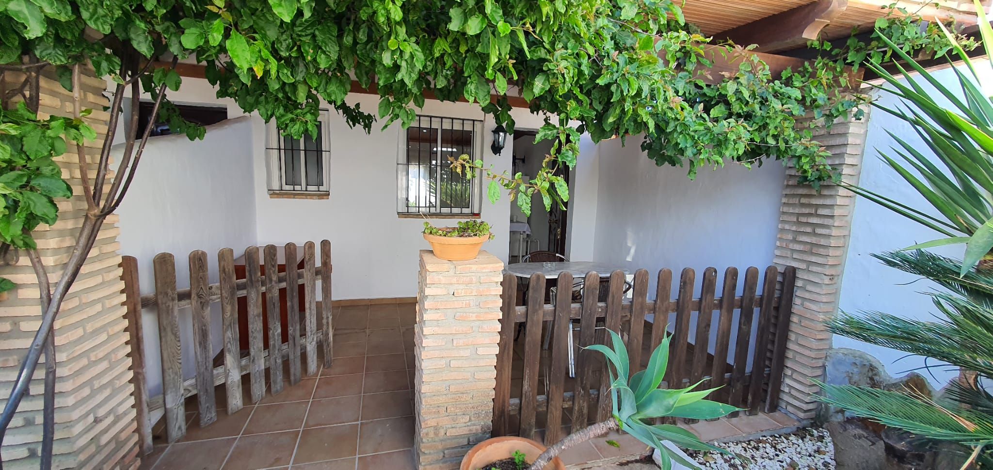 Study to rent in Carril de Veron, 23, Roche