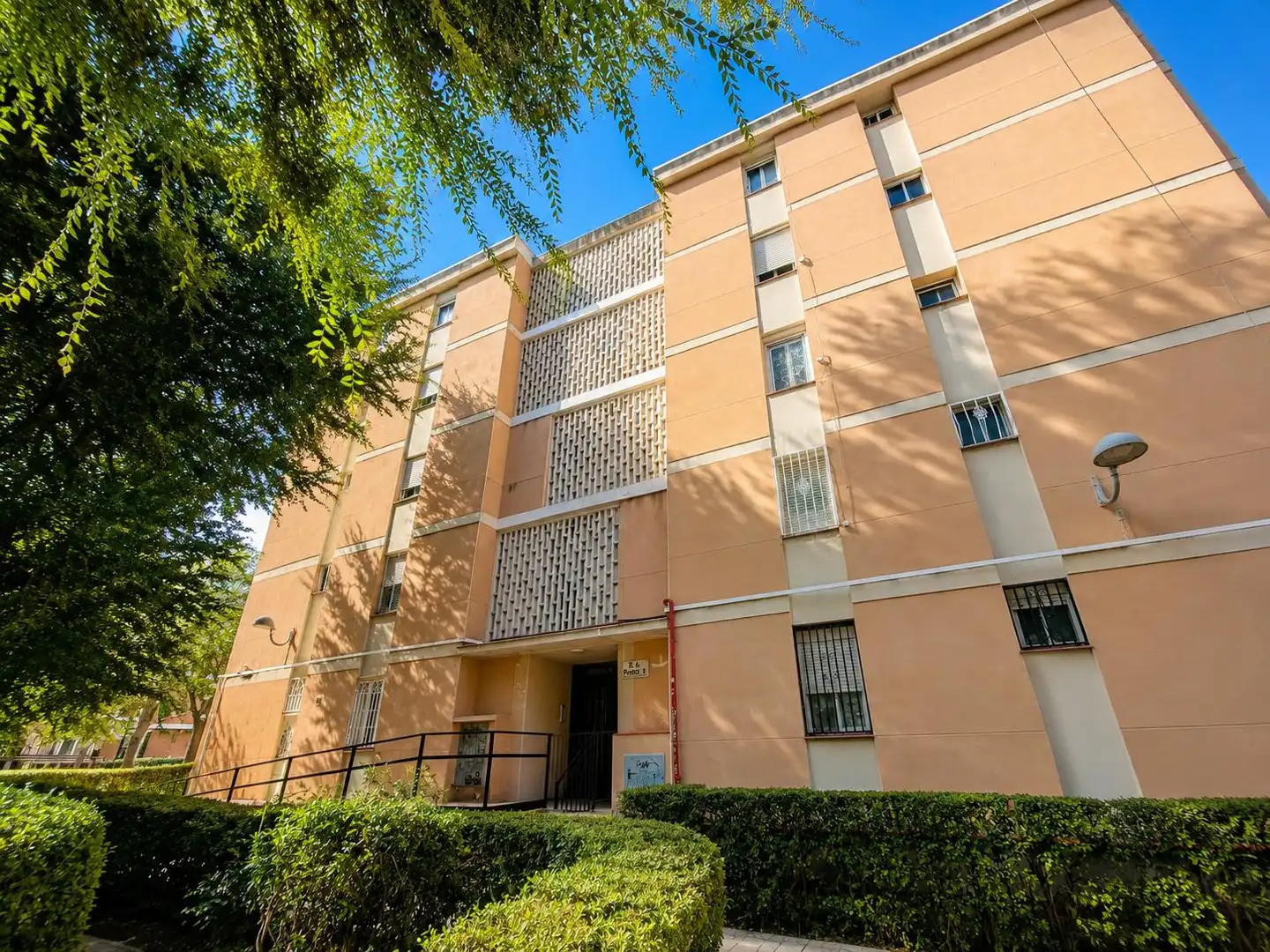 Vista exterior de Piso en venta en Madrid con Aire acondicionado y Calefacción