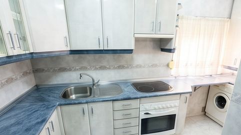 Foto 4 de Piso en venta en Calle de Navalmoral de la Mata, Las Águilas, Madrid Capital