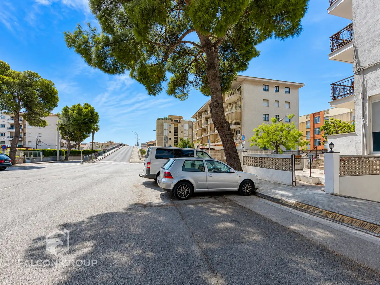 Exterior view of Garage for sale in Cunit