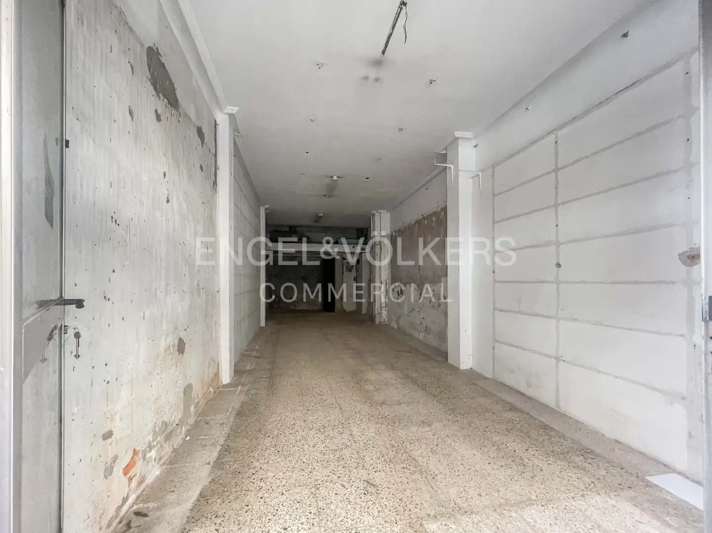 Commercial properties for sale in Santander