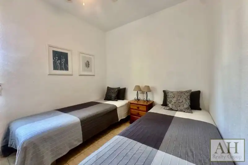 Bedroom of Apartments for sale in L'Alfàs del Pi