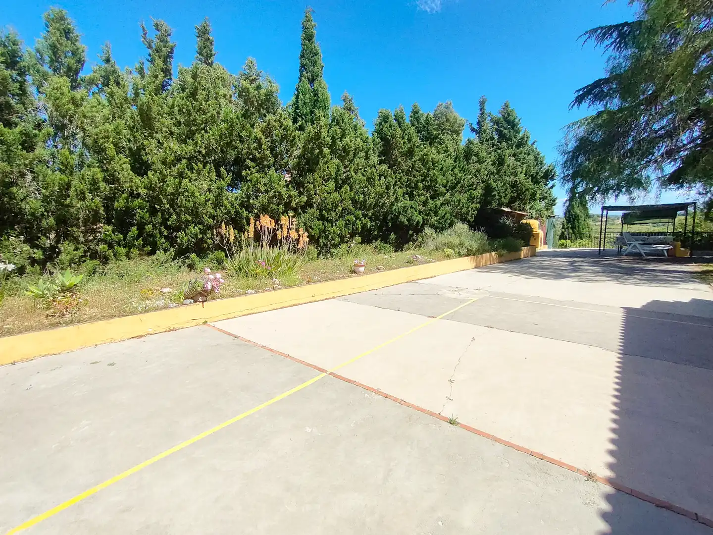 Parking of Houses for sale in Godelleta  with Air Conditioner, Private garden and Terrace