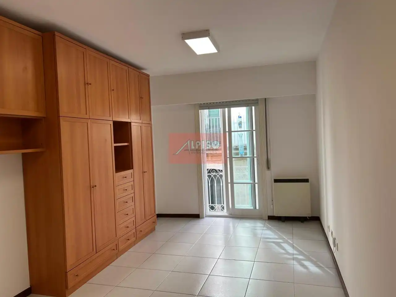 Mini appartamento con terrazza in vendita a Colón
