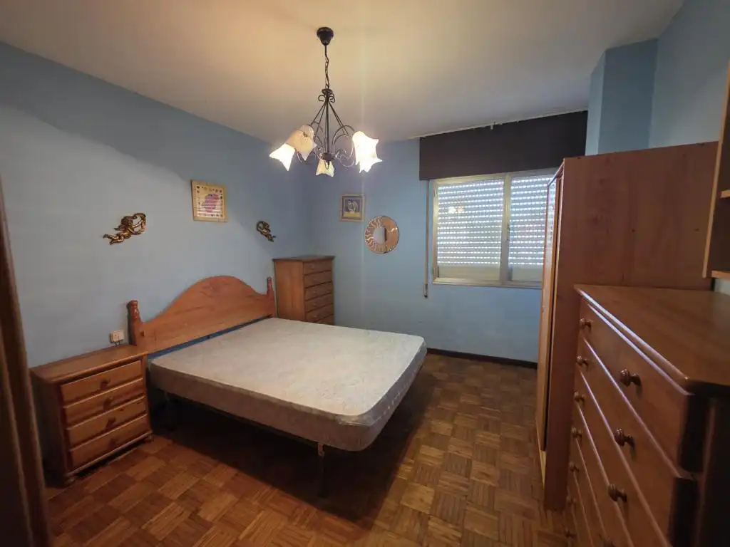 Bedroom of Flat for sale in Vilanova de Arousa  with Parquet flooring, Furnished and Balcony