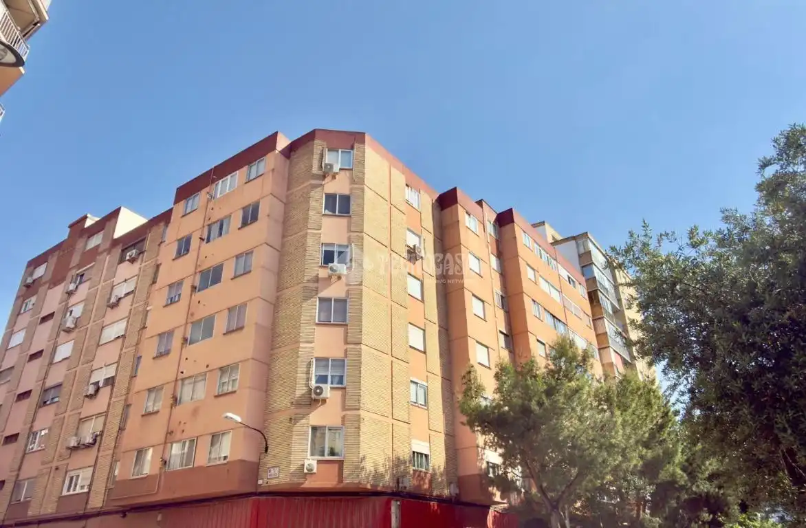 Exterior view of Flat for sale in Zaragoza  with Heating