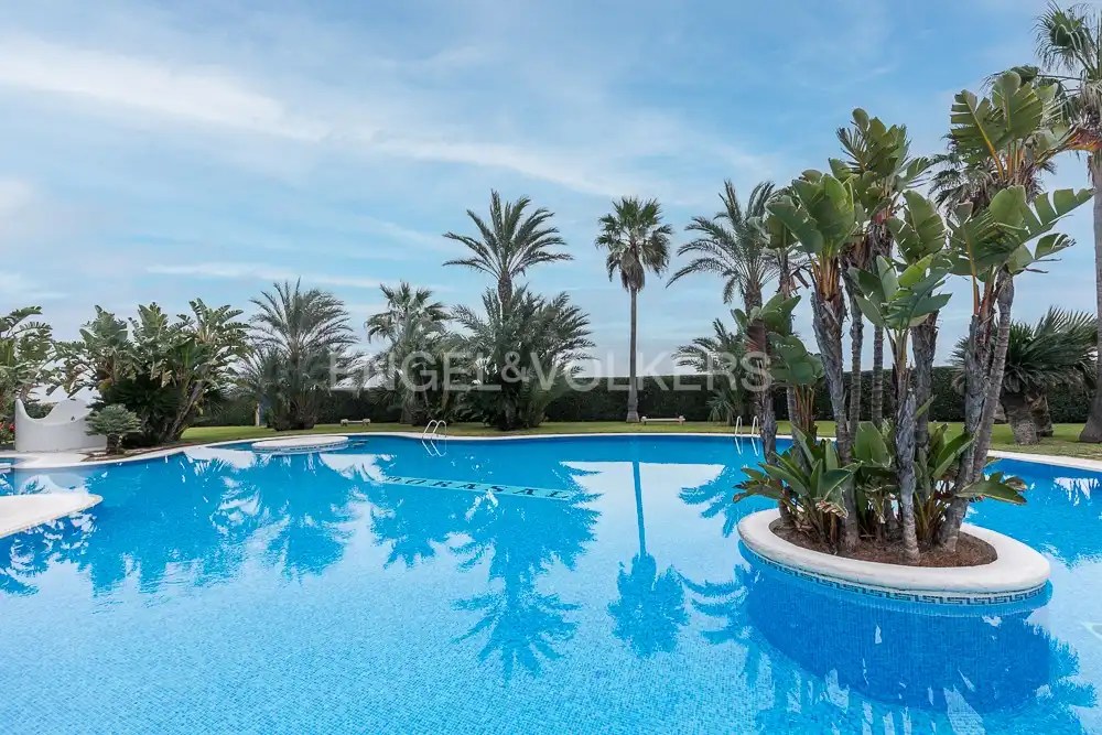 Piscina de Apartamento en venta en Xeraco con Aire acondicionado, Calefacción y Jardín privado