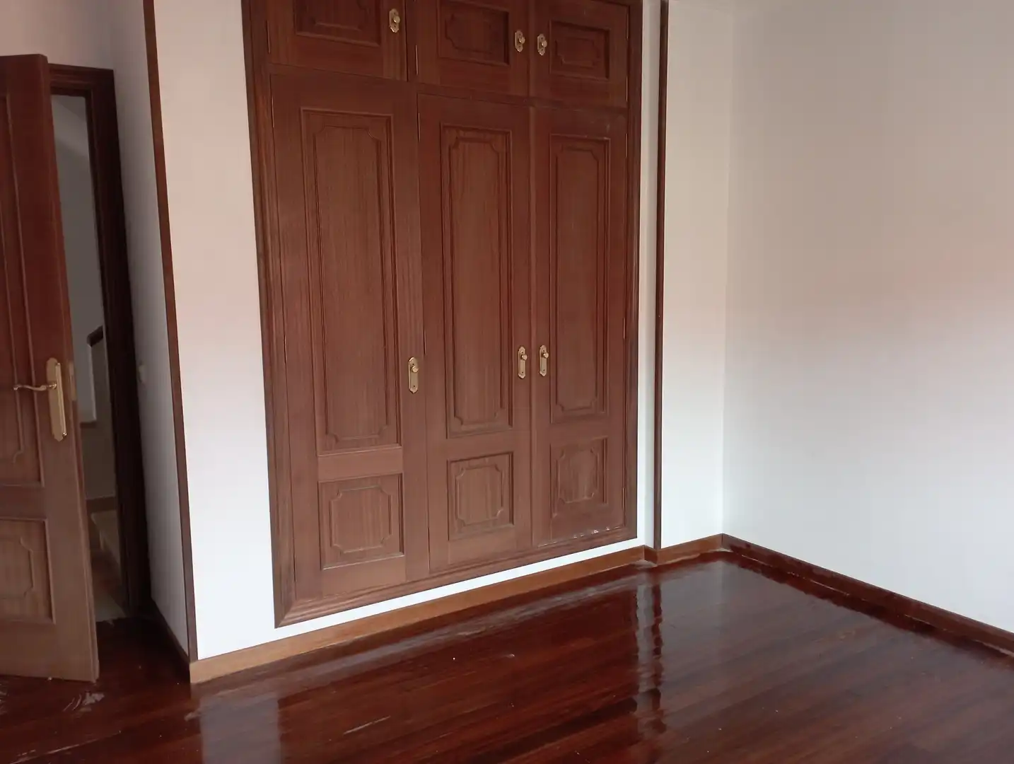 Edificio en venta en Teo