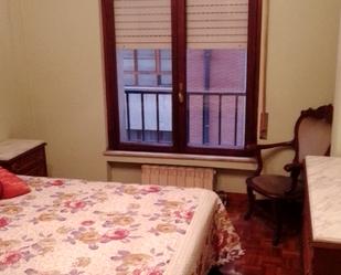 Bedroom of Flat for sale in Avilés  with Heating, Parquet flooring and Oven