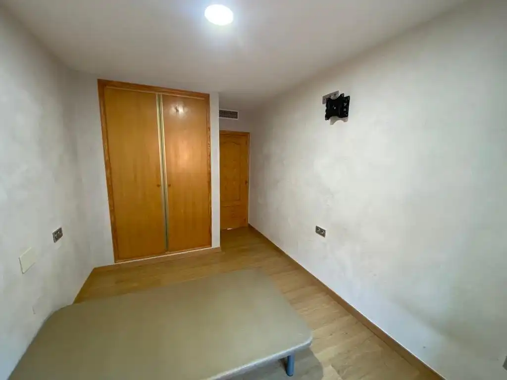 Flat for rent in Murcia  with Air Conditioner, Heating and Furnished
