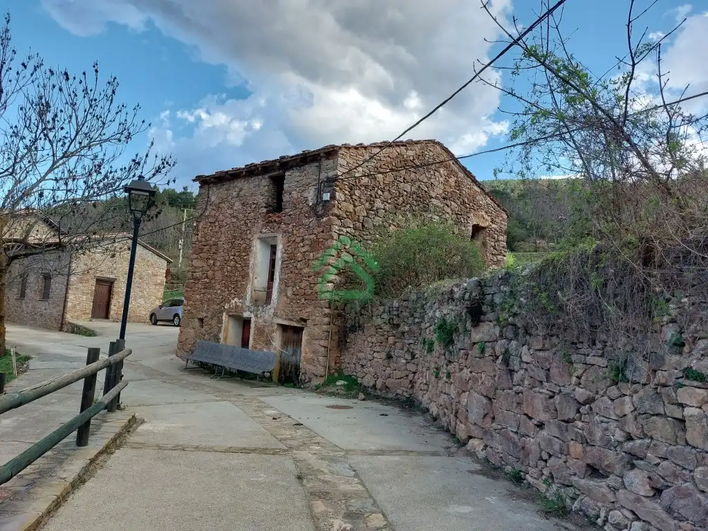 Exterior view of Houses for sale in Les Valls d'Aguilar