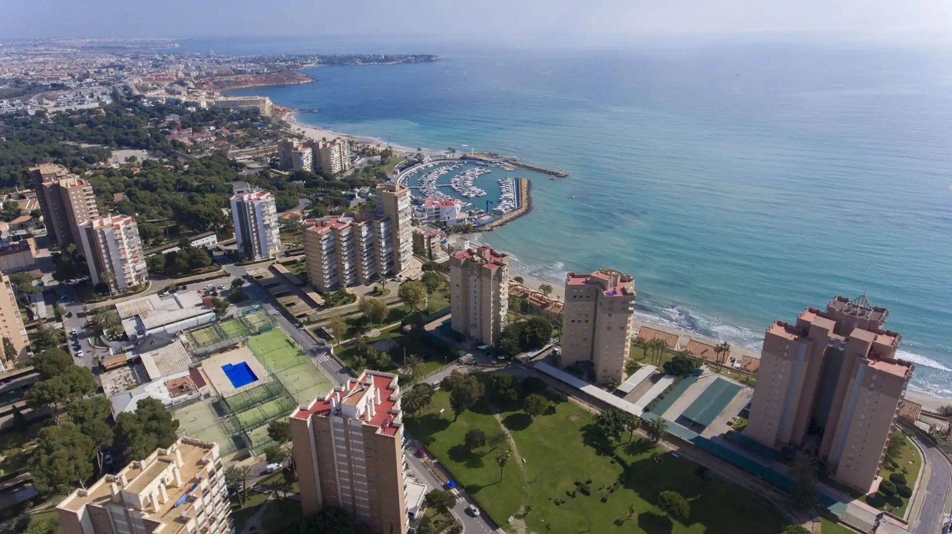 Apartamento con piscina en venta en Orihuela Costa, imagen 14