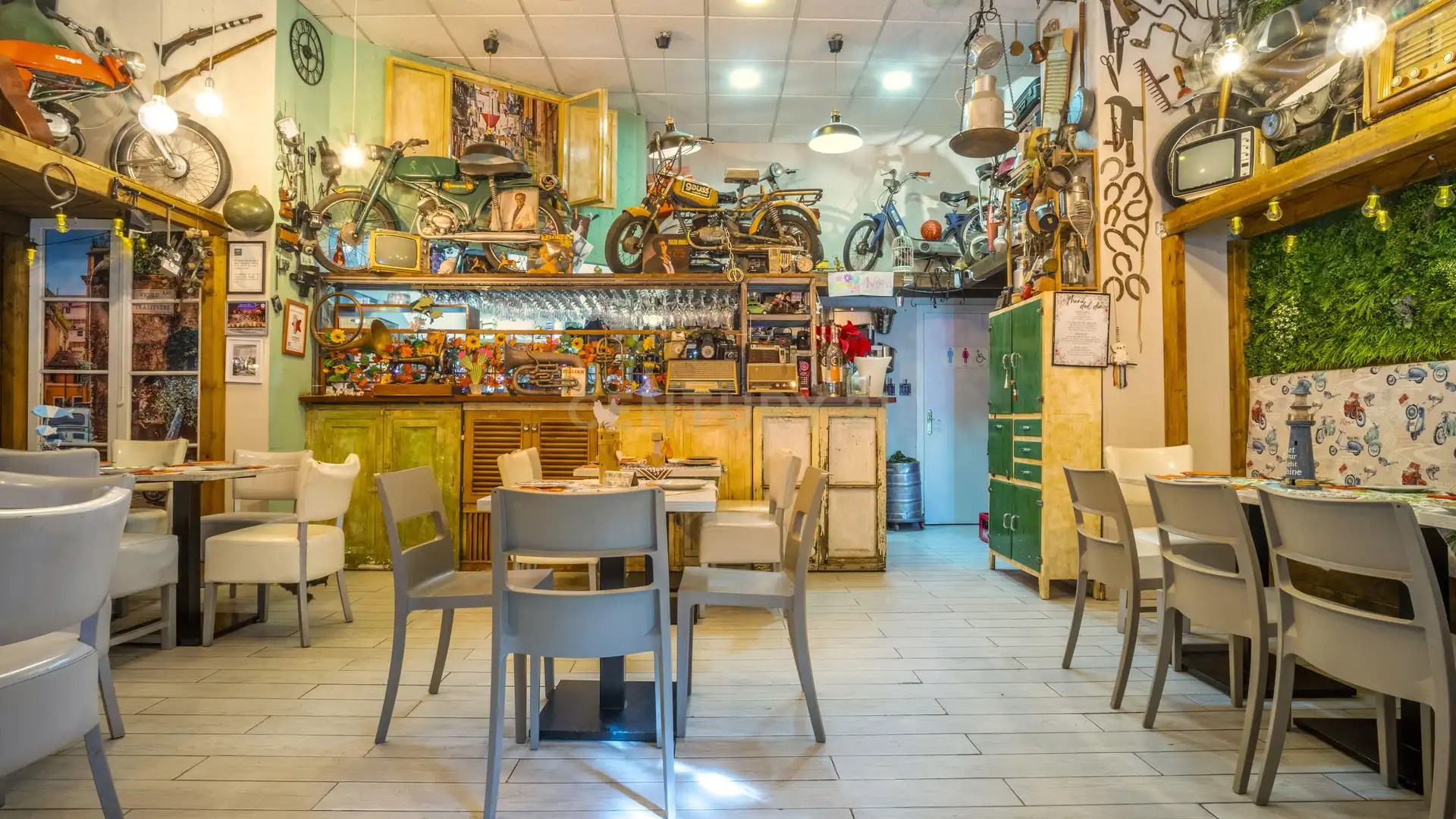 Local en traspaso en Málaga Capital con Aire acondicionado y Alarma