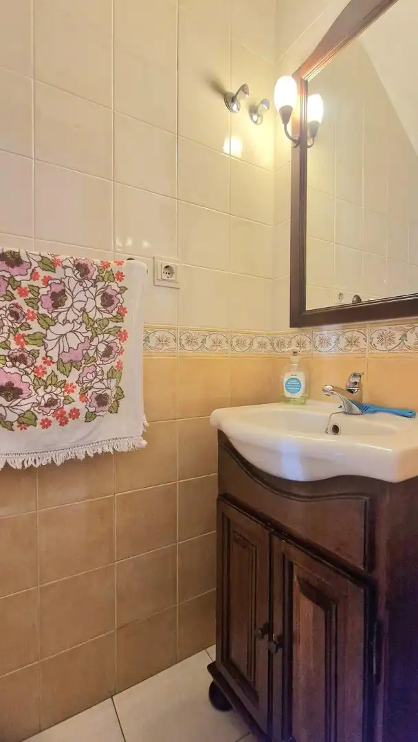Casa adosada en venta en Calle del Río Darro, Centro