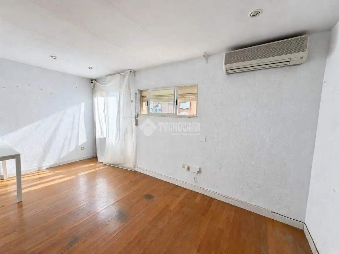 Flat for sale in Moratalaz