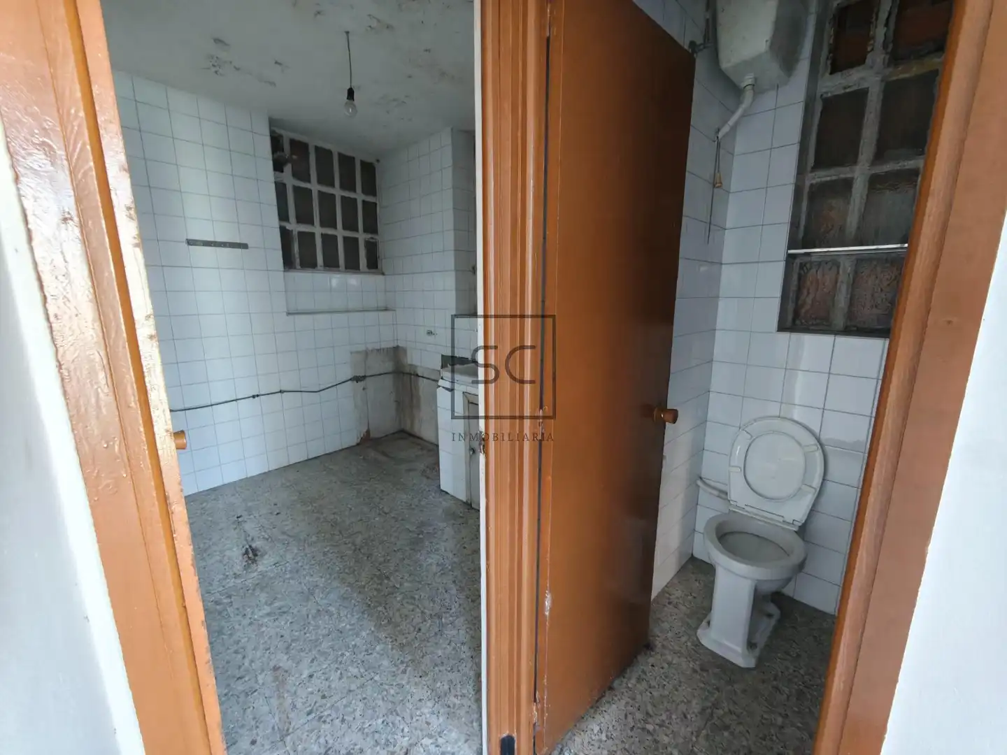 Maisonette zum Verkauf in Miño mit Terrasse, Abstellraum und Balkon