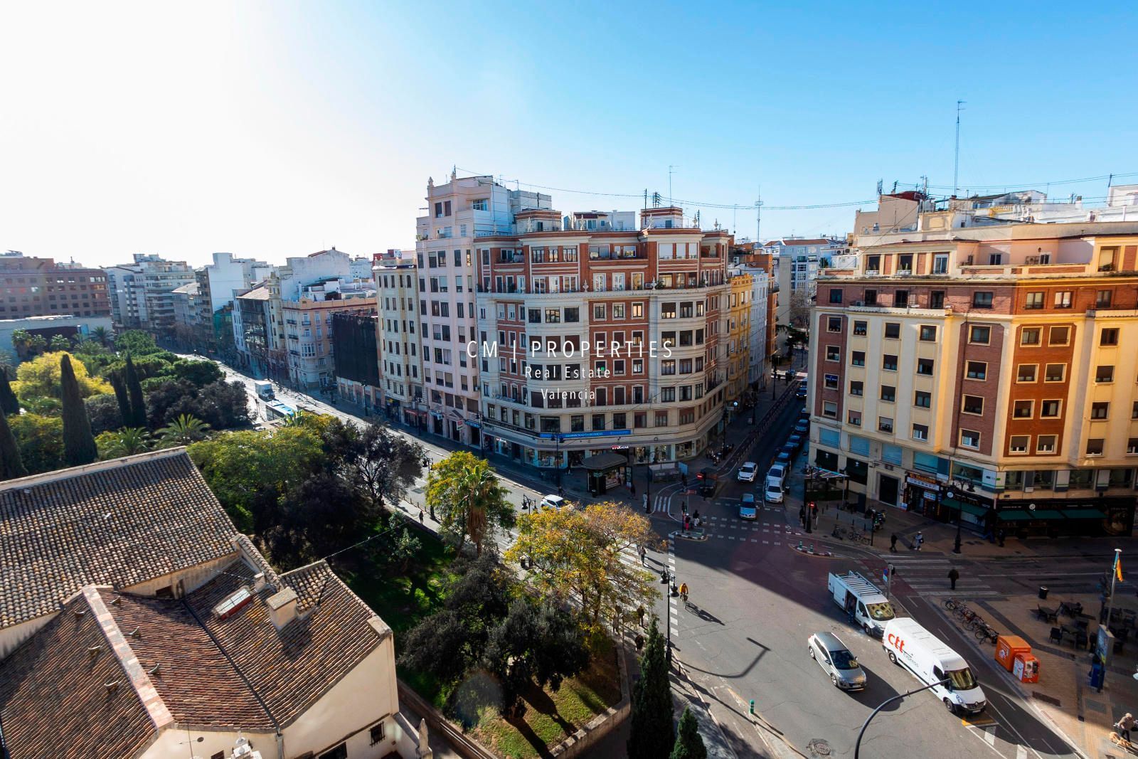Exterior view of Flat for sale in  Valencia Capital  with Air Conditioner, Heating and Terrace