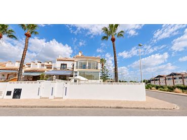 Piso con piscina en venta en Poligono Pau 4 Los Dolses 1-R