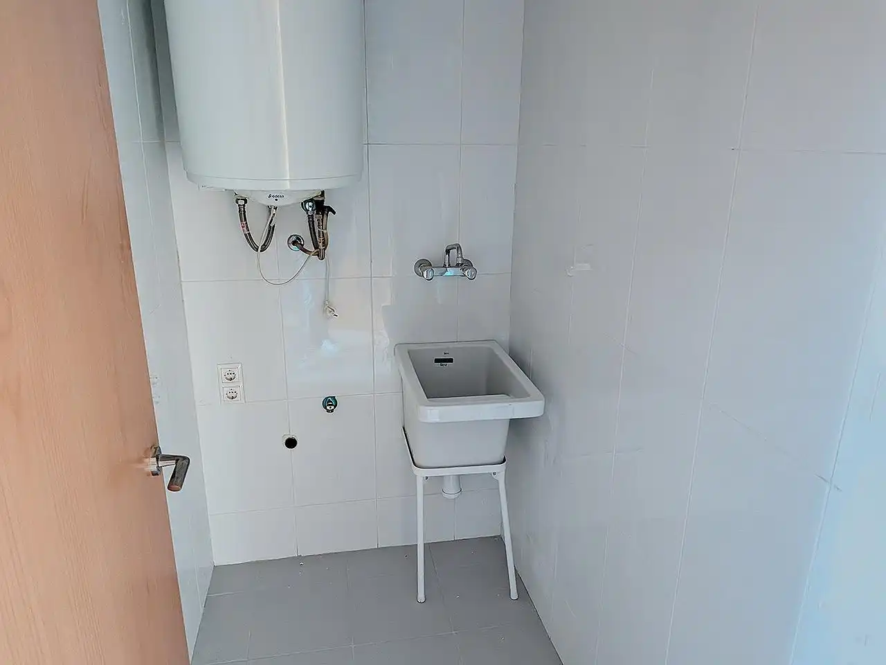 Bany de Pis en venda en Ulldecona amb Terrassa i Piscina comunitària