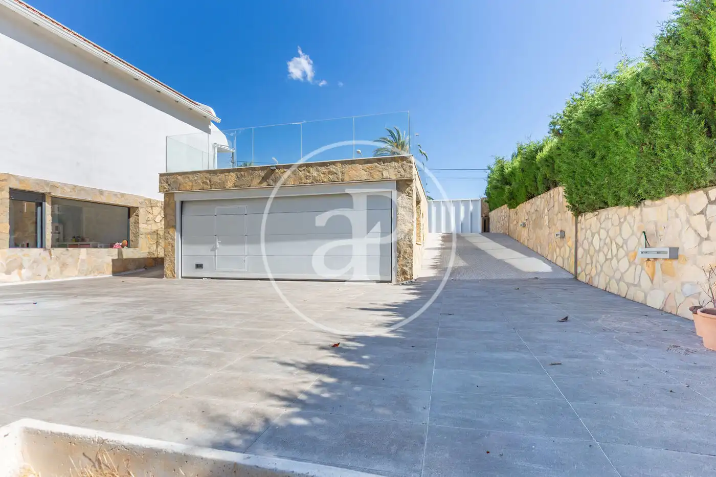 Exterior view of Houses for sale in L'Eliana  with Air Conditioner, Heating and Private garden
