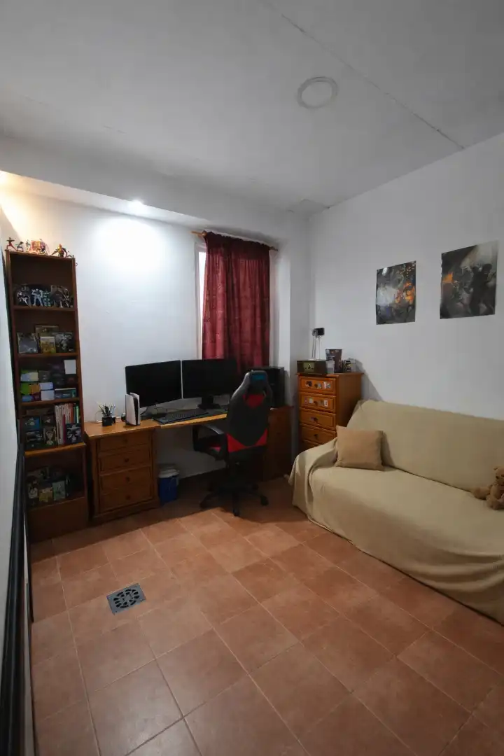 Habitación de Casa o chalet en venta en Alicante / Alacant con Aire acondicionado, Calefacción y Jardín privado