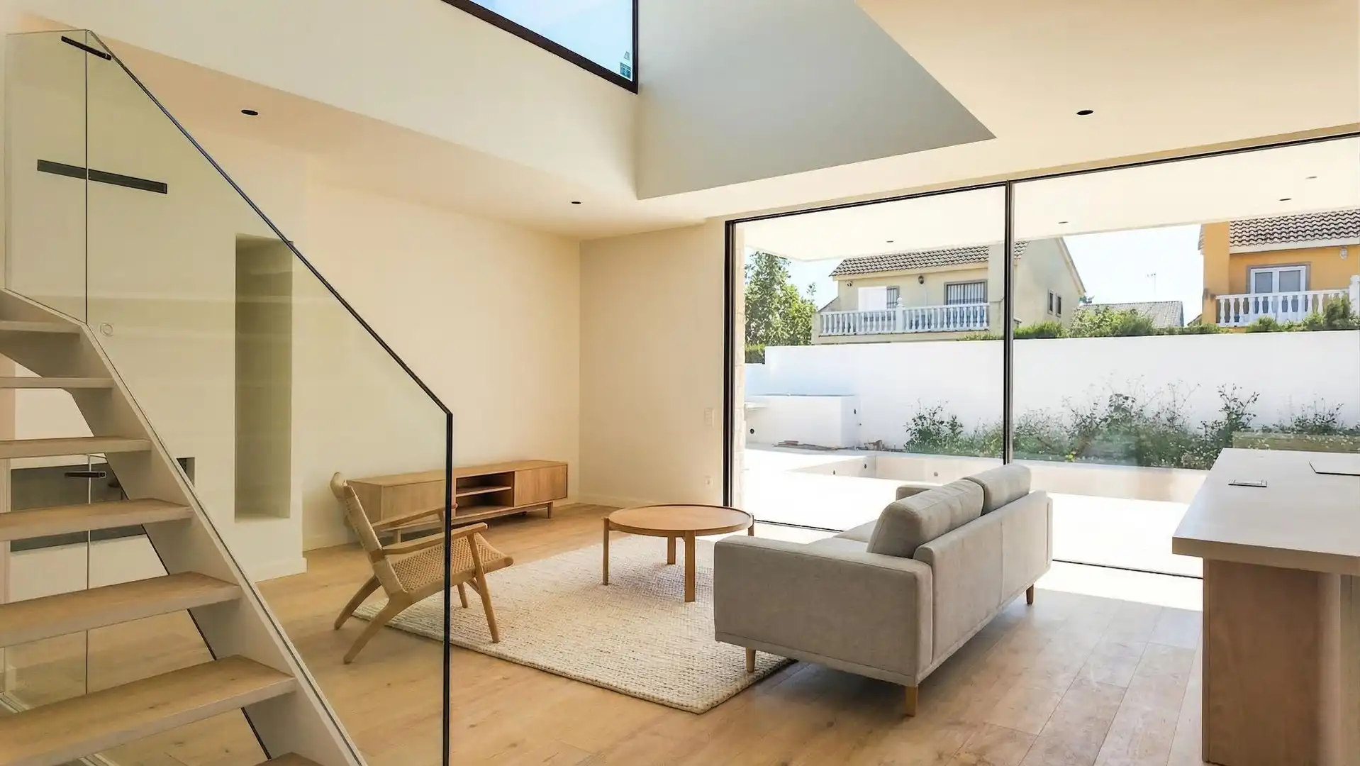 Sala de estar de Casa o chalet en venta en L'Eliana con Aire acondicionado, Calefacción y Jardín privado