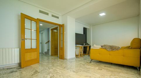 Foto 2 de Casa adosada en venta en Calle de Dulce Chacón, Talavera la Real, Badajoz