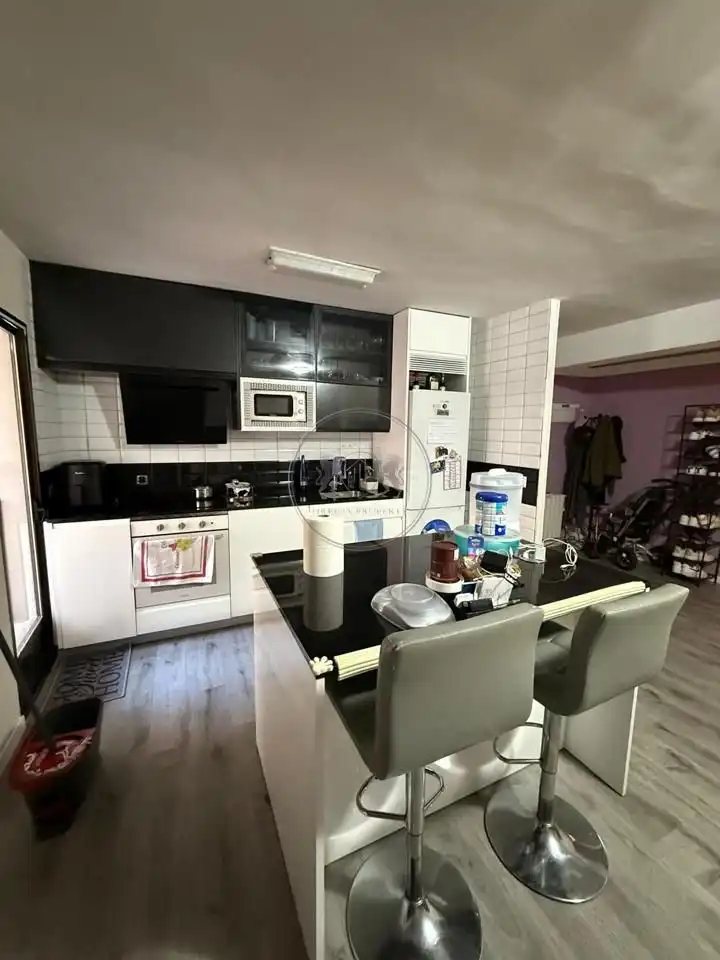 Cocina de Planta baja en venta en Madrid con Terraza