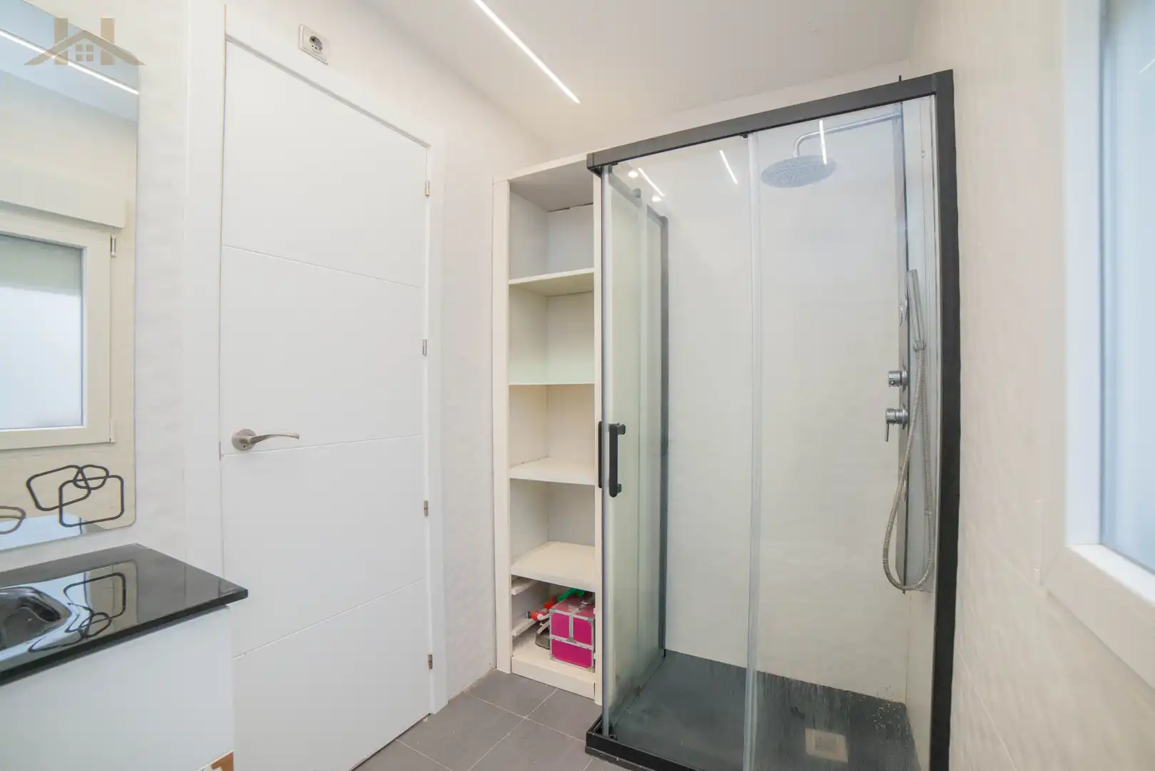 Badezimmer von Wohnung zum Verkauf in El Tiemblo  mit Heizung und Balkon