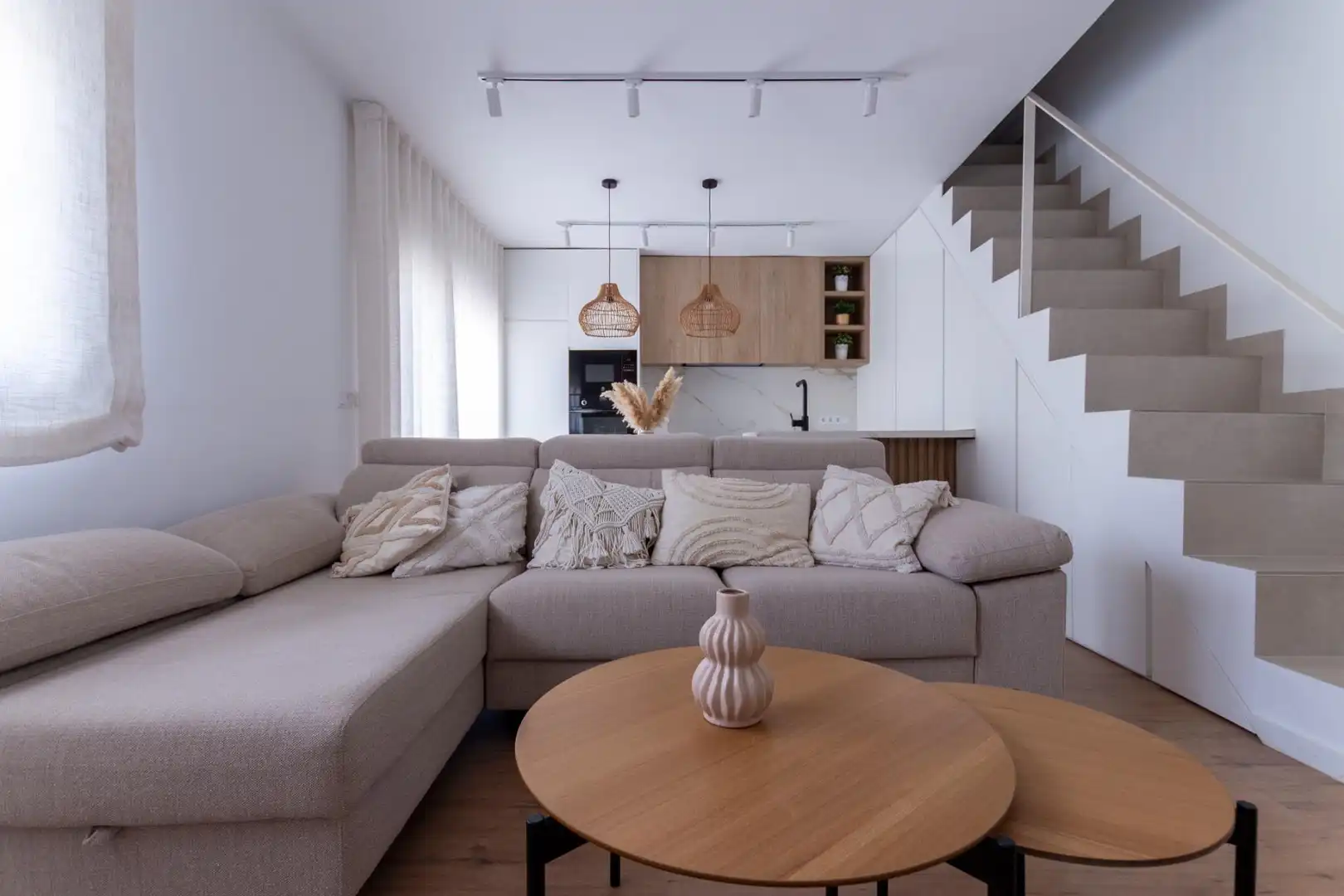 Sala de estar de Ático en venta en Águilas con Aire acondicionado, Terraza y Amueblado