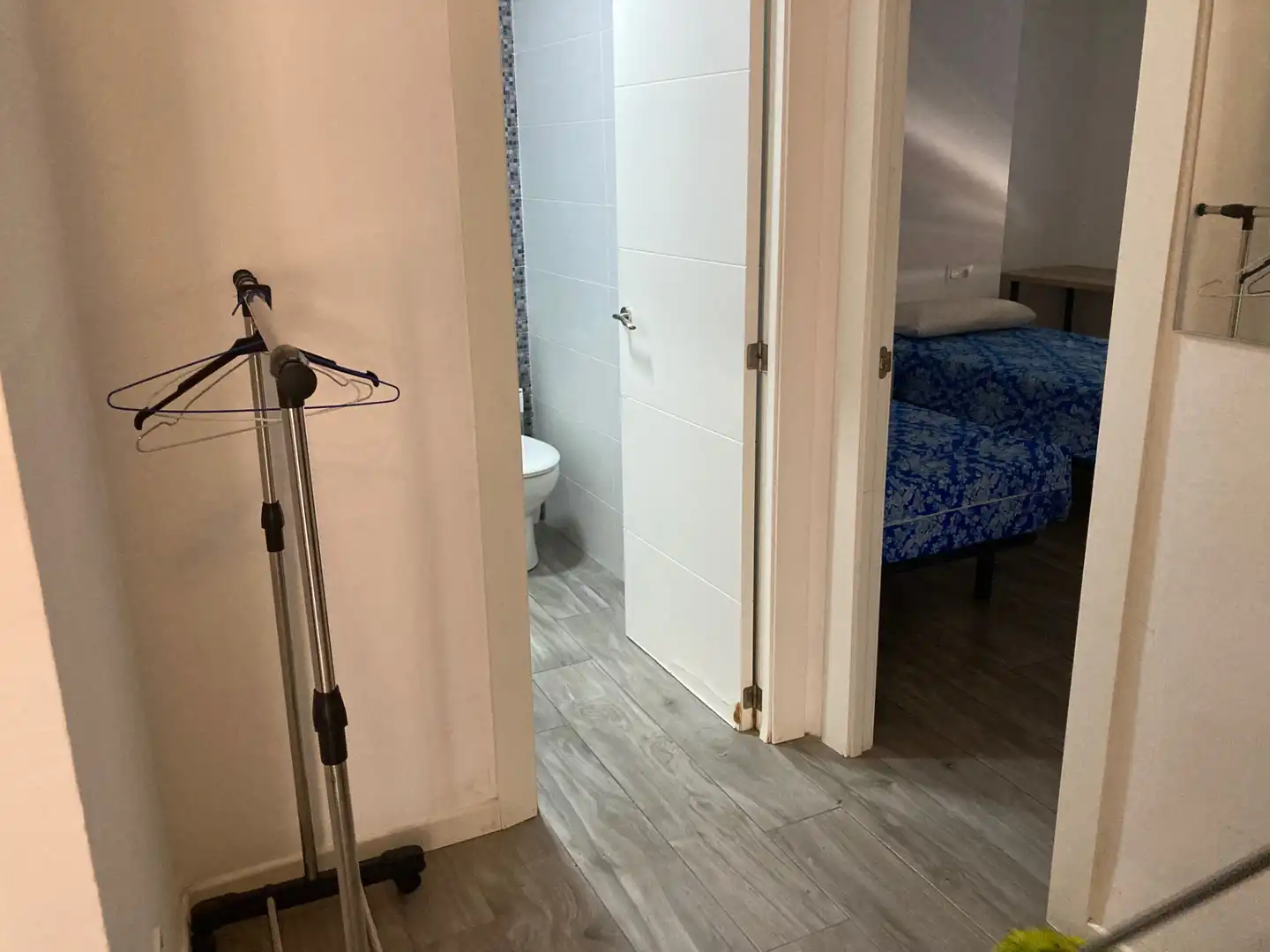 Baño de Apartamento de alquiler en Valencia con Aire acondicionado, Amueblado y Horno