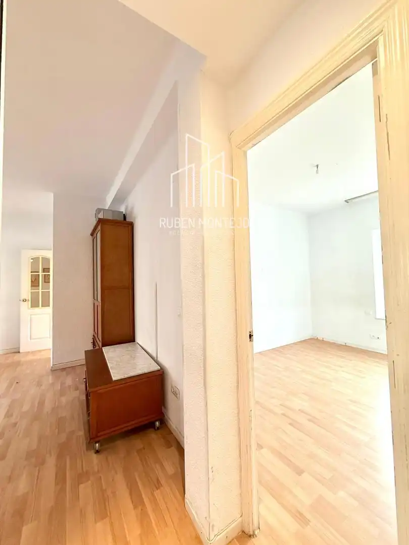 Flat for sale in Salamanca  with Heating, Oven and Washing machine