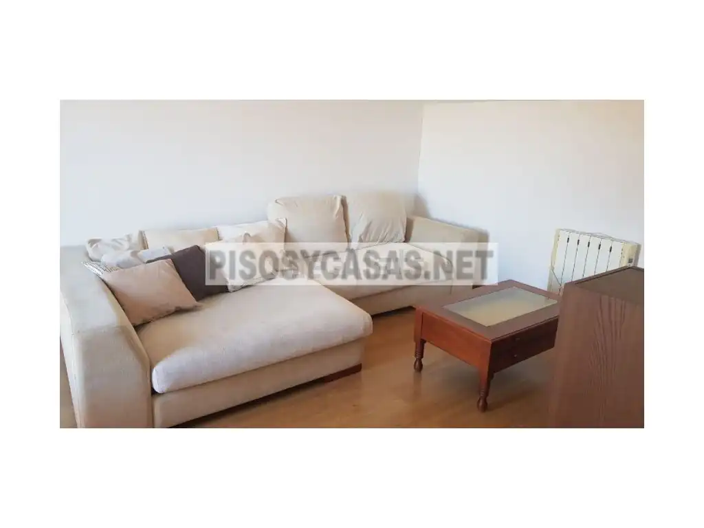 Sala de estar de Casa o chalet en venta en Chiva con Aire acondicionado, Piscina y Balcón