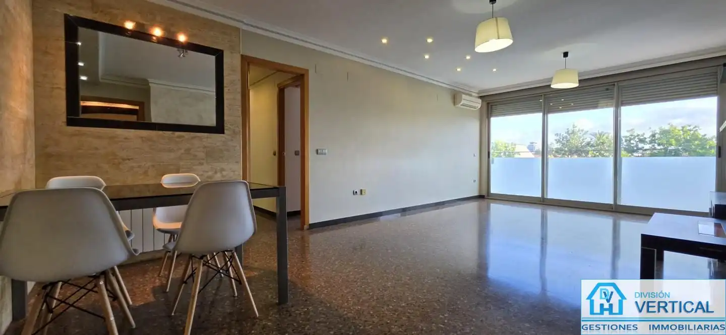 Sala de estar de Piso en venta en Manises con Aire acondicionado, Calefacción y Trastero