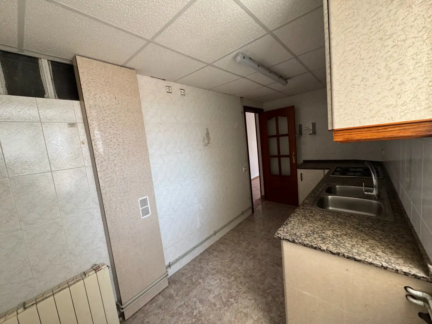 Cuina de Pis en venda en Tarragona amb Calefacció, Forn i Balcó