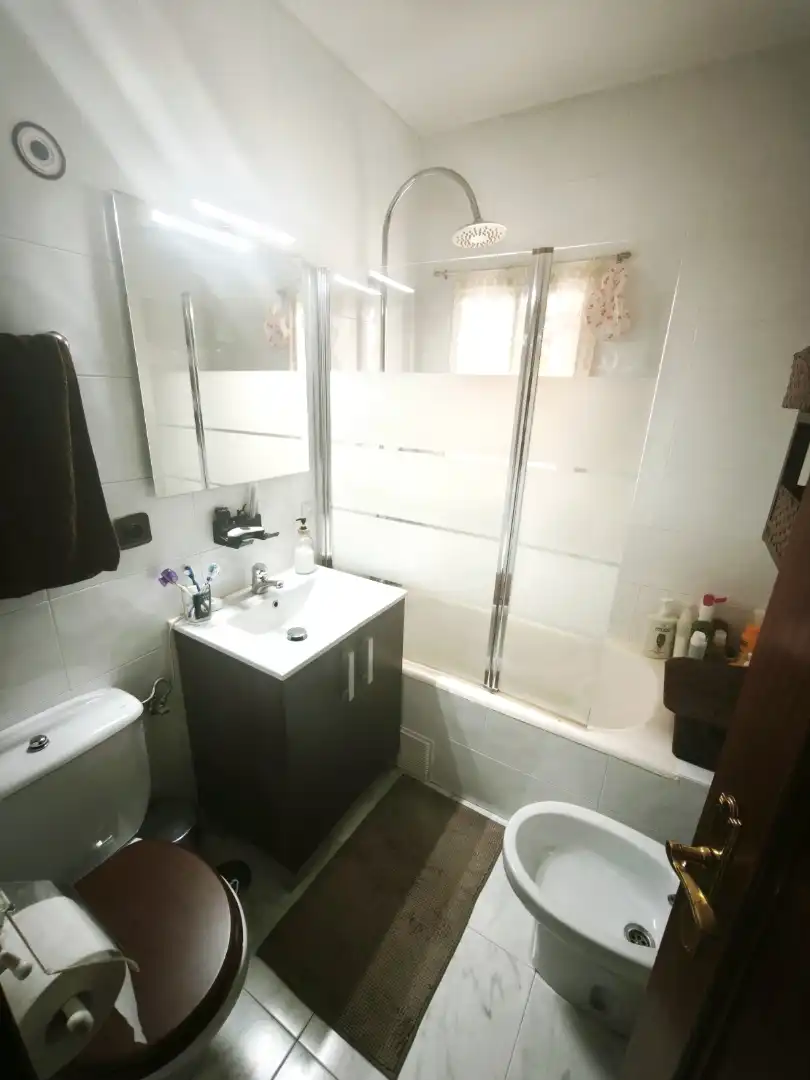 Baño de Piso en venta en Madrid con Aire acondicionado, Calefacción y Terraza