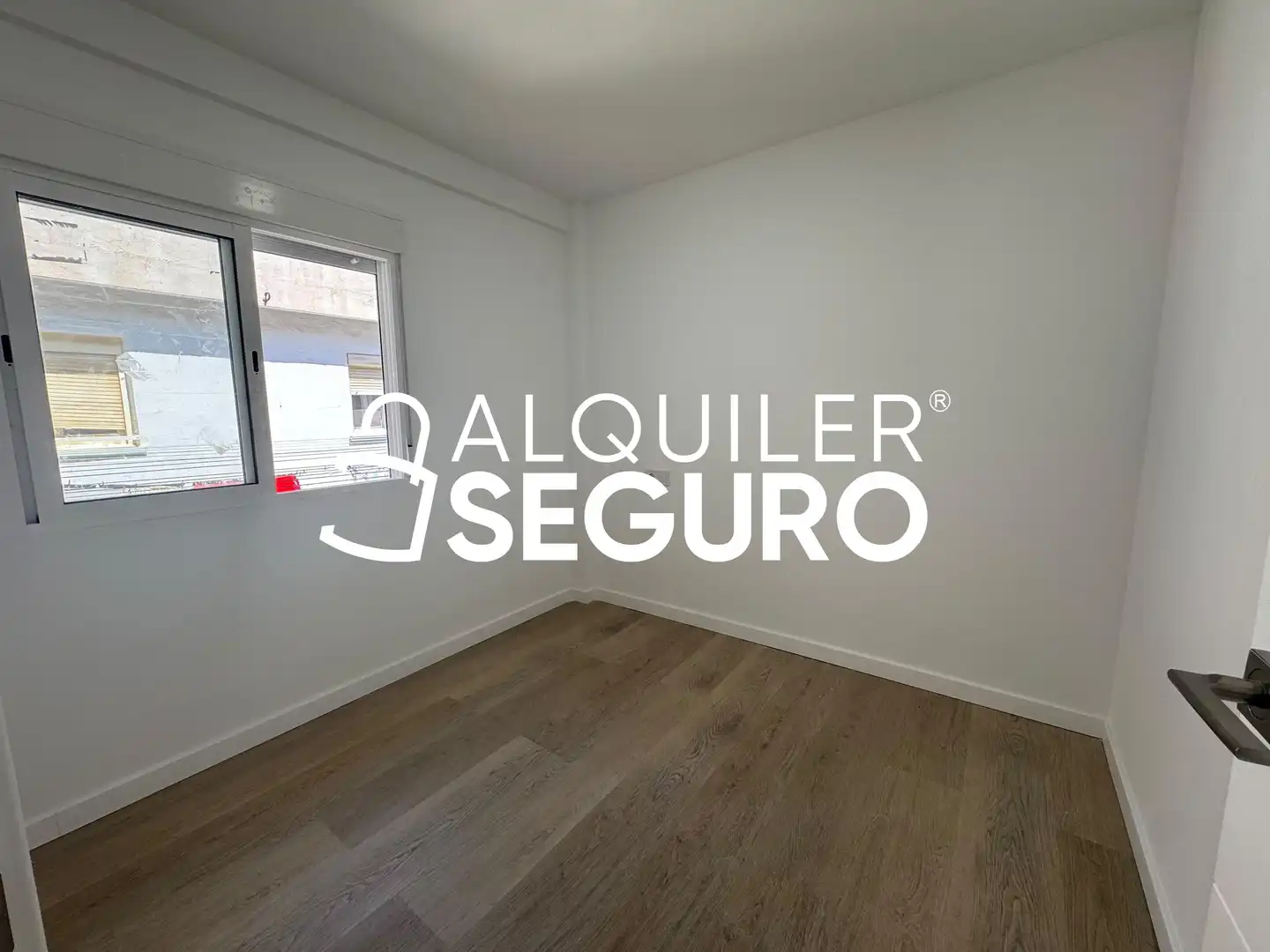 Flat for rent in Málaga  with Air Conditioner