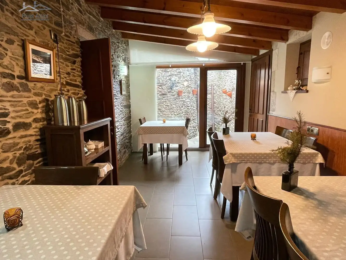 Casa o chalet en venta en Ordes con Jardín privado y Trastero