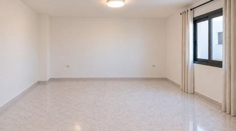 Foto 3 de Piso en venta en Argana Alta - Maneje, Arrecife