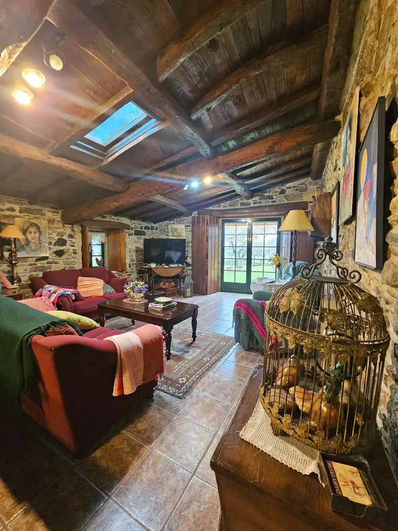 Sala de estar de Casa o chalet en venta en Melide con Calefacción, Jardín privado y Terraza