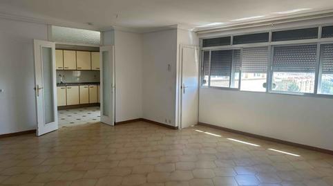 Foto 2 de Piso en venta en Avenida Alcalde Juan Fernandez, El Plantinar – Avda. La Paz - El Juncal, Sevilla Capital